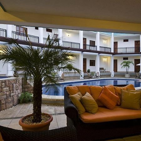 Hotel Mozonte Managua Exterior foto